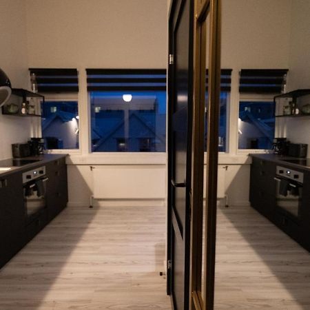 Broncks Apartment 1 - Modern 2-Bedroom In The Heart Of Tórshavn Eksteriør billede
