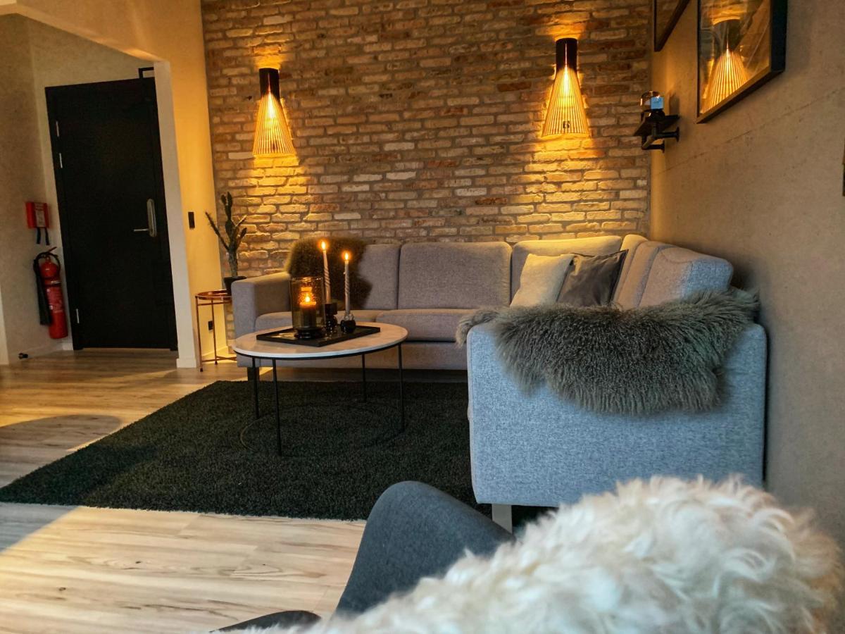 Broncks Apartment 1 - Modern 2-Bedroom In The Heart Of Tórshavn Eksteriør billede