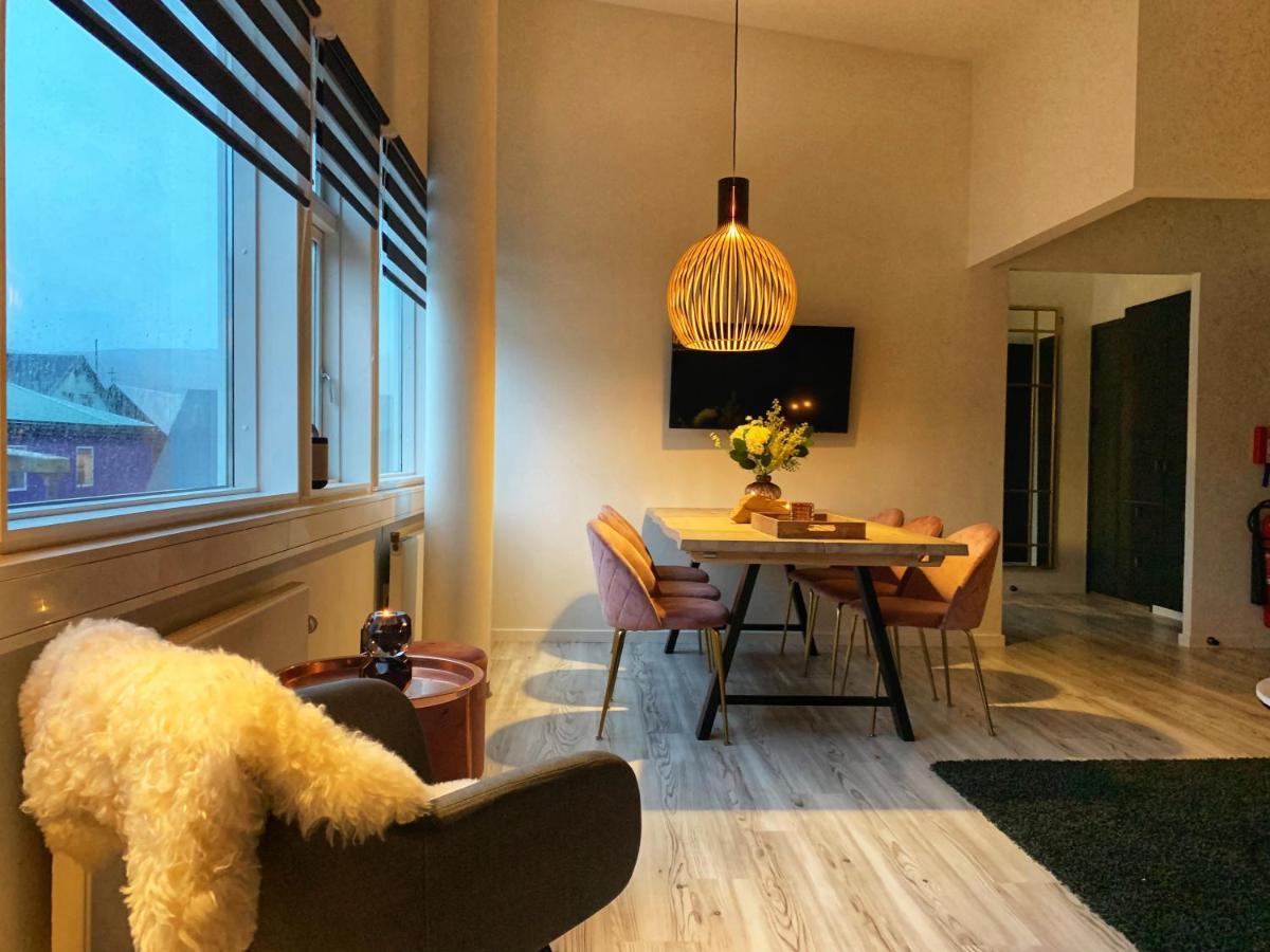 Broncks Apartment 1 - Modern 2-Bedroom In The Heart Of Tórshavn Eksteriør billede