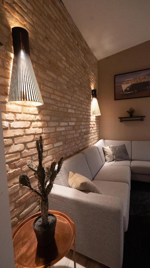 Broncks Apartment 1 - Modern 2-Bedroom In The Heart Of Tórshavn Eksteriør billede